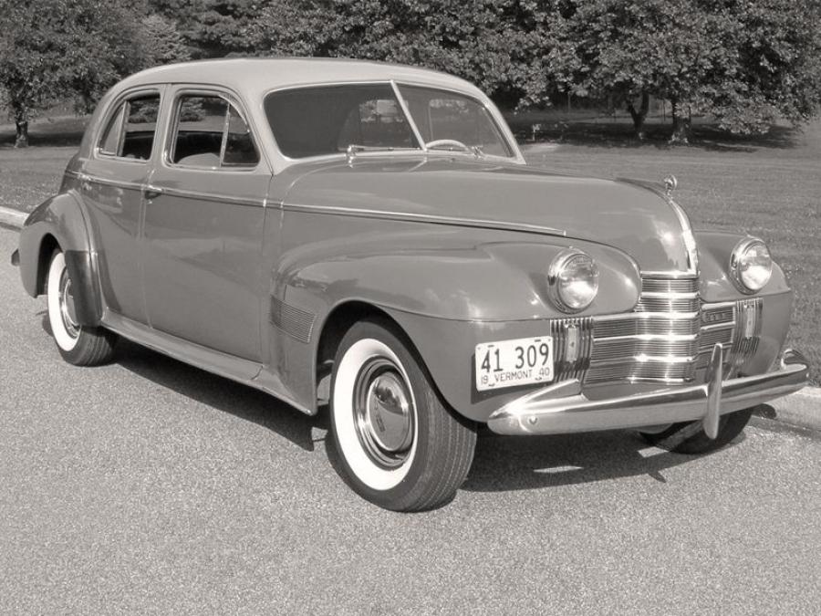  Oldsmobile Custom Cruiser 1940 года  (фото 4 из 5)